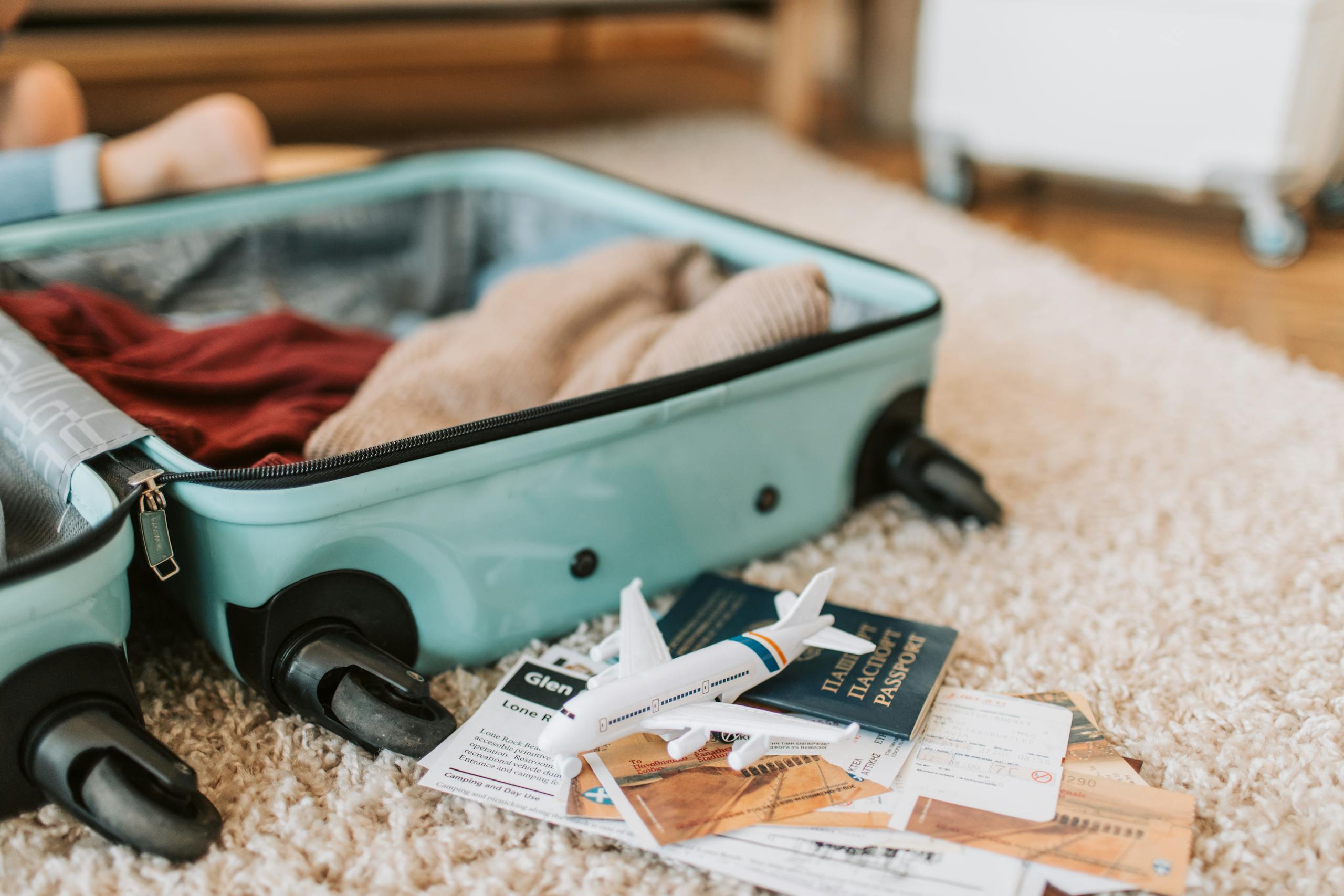 You are currently viewing 10 Essentials for a Europe Trip in Summer 2025